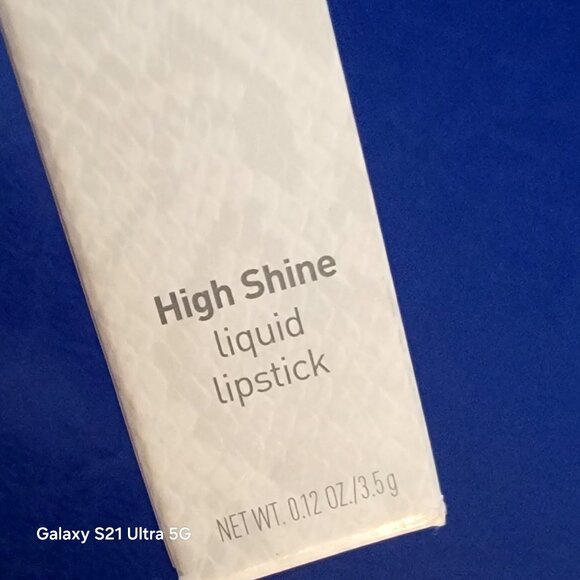 8 Piece Mally Makeup Cosmetics Bundle Lot in a Gift Box - Picture 13 of 15